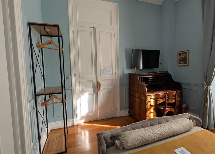 Casa Do Vereador 4* 蓬塔德尔加达