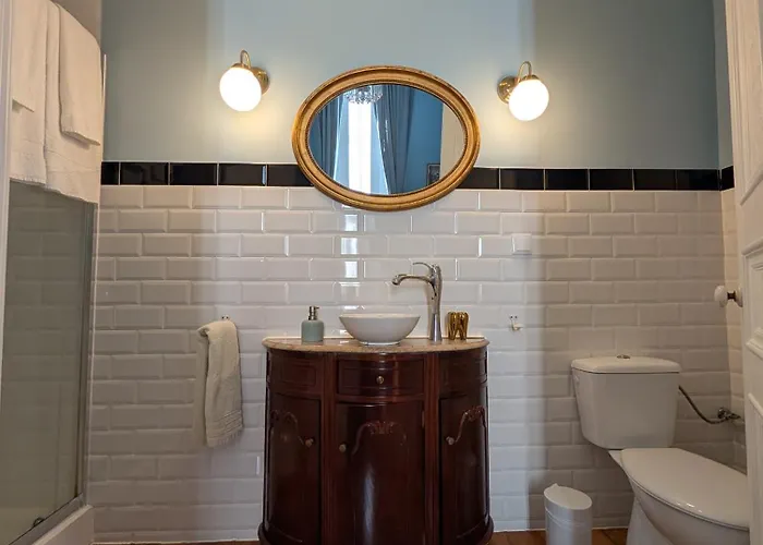 Casa Do Vereador 4* 蓬塔德尔加达